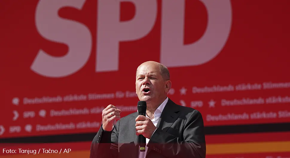 Scholz 3.webp